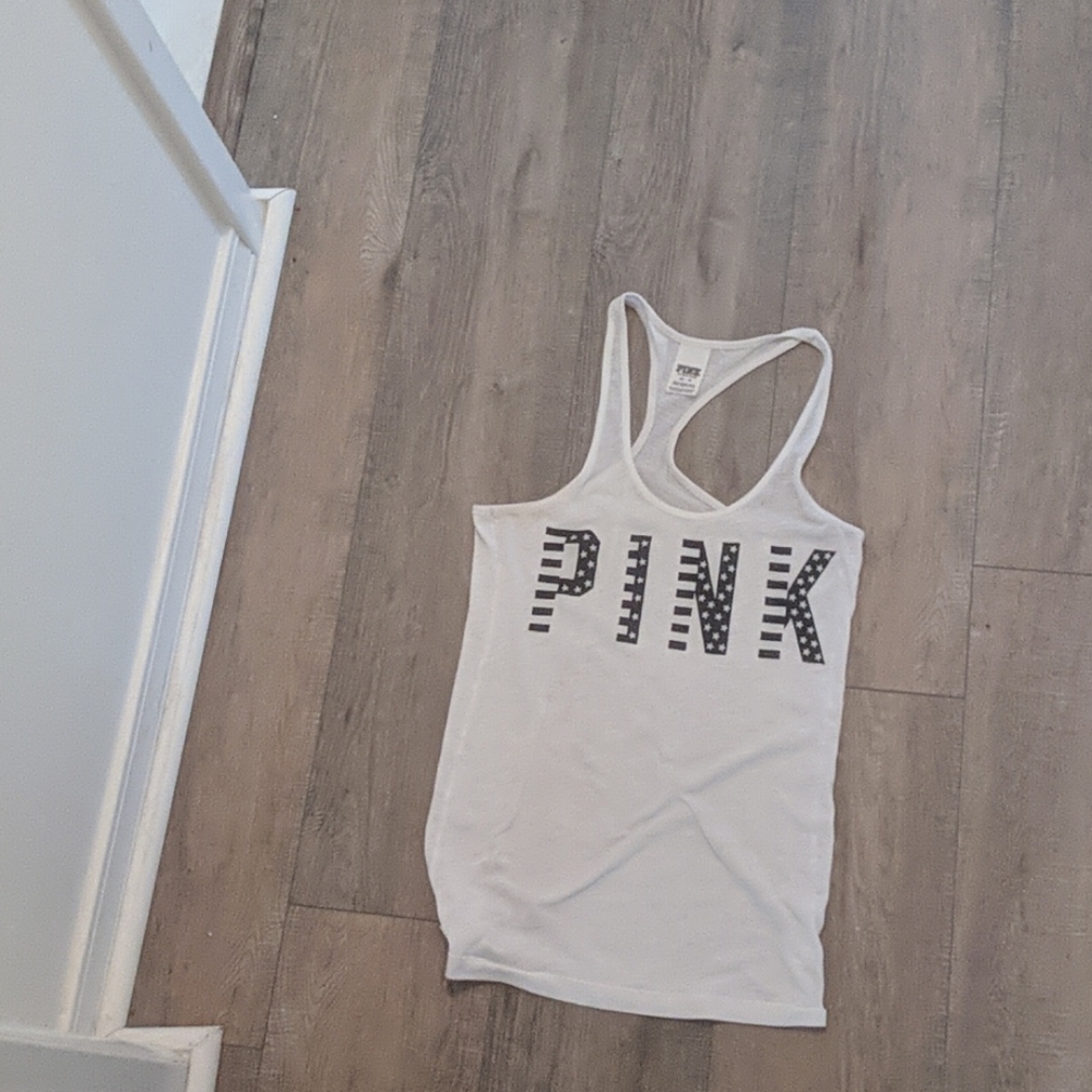 Lightweight tank top